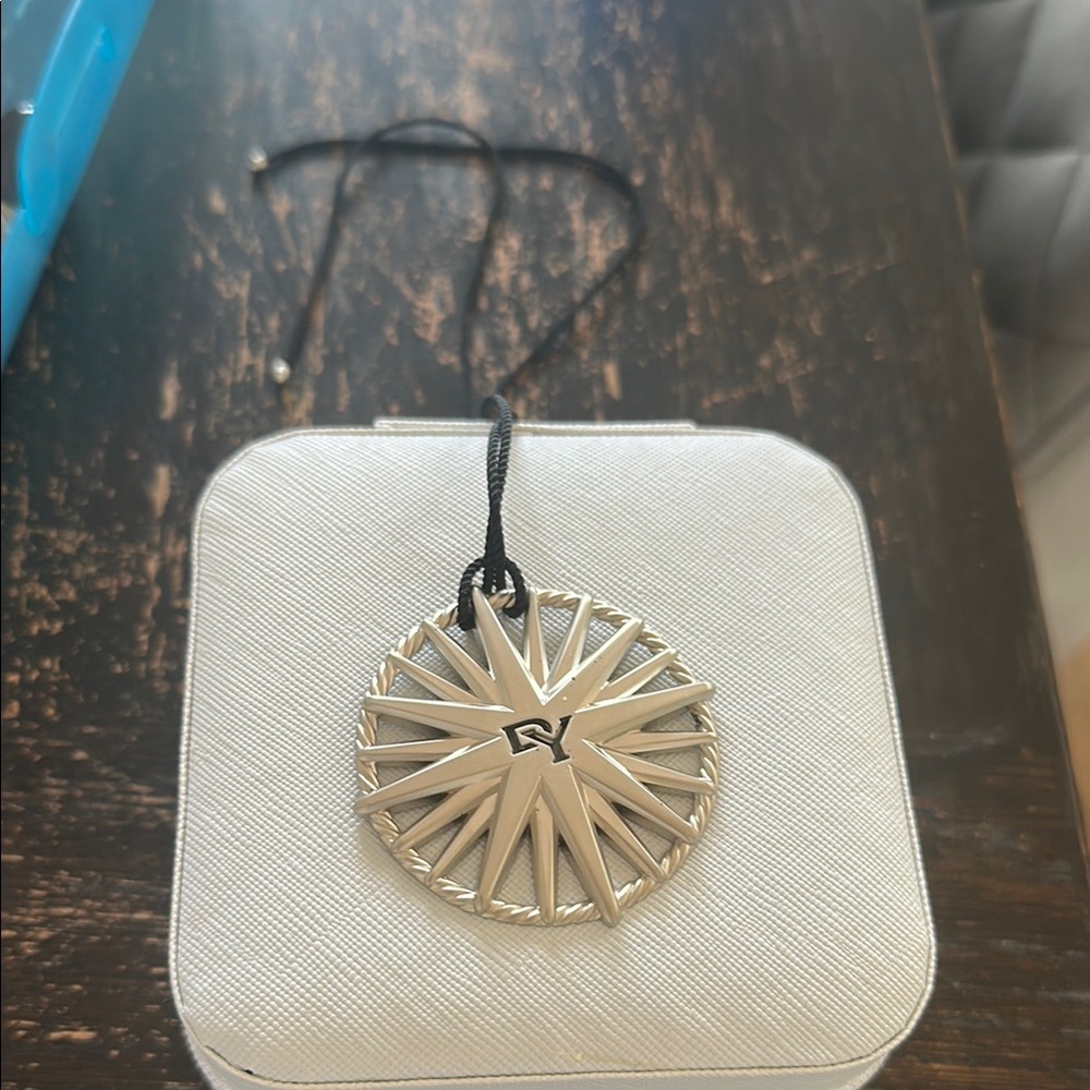 RV Gold Pendant Necklace